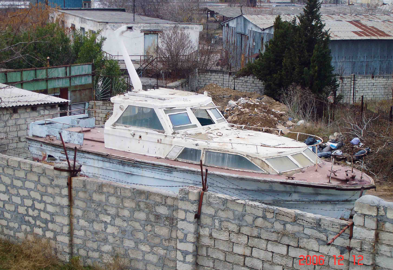 Неопознанное судно - шифр "Кайра". Crimea