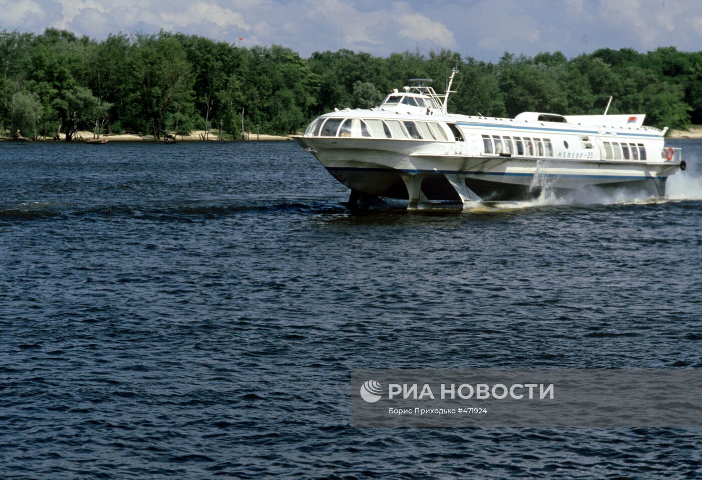 Днепр водохранилища