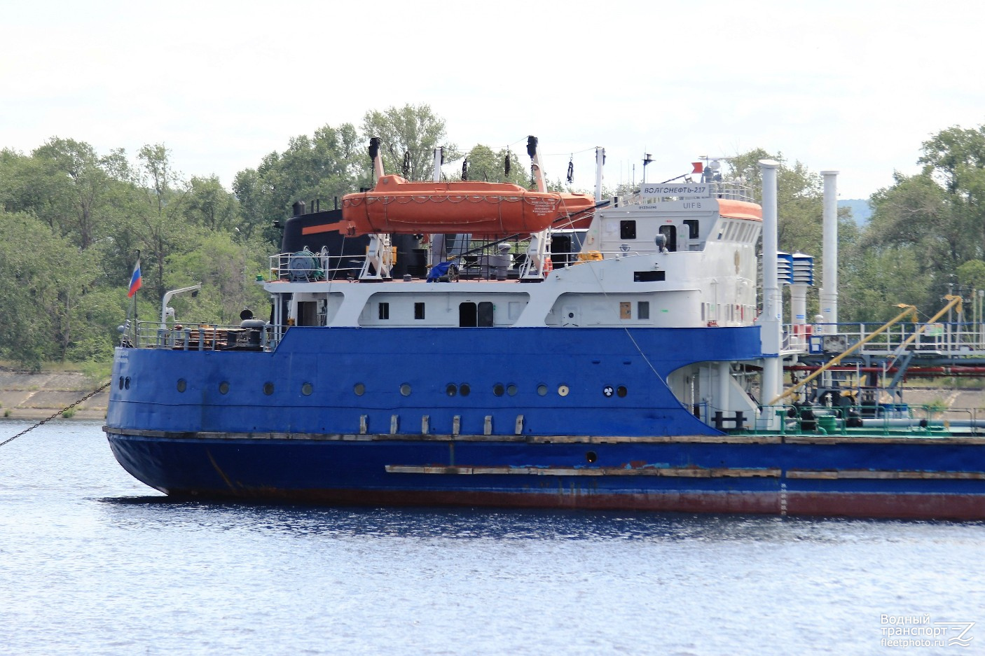 Волгонефть-217. Vessel superstructures