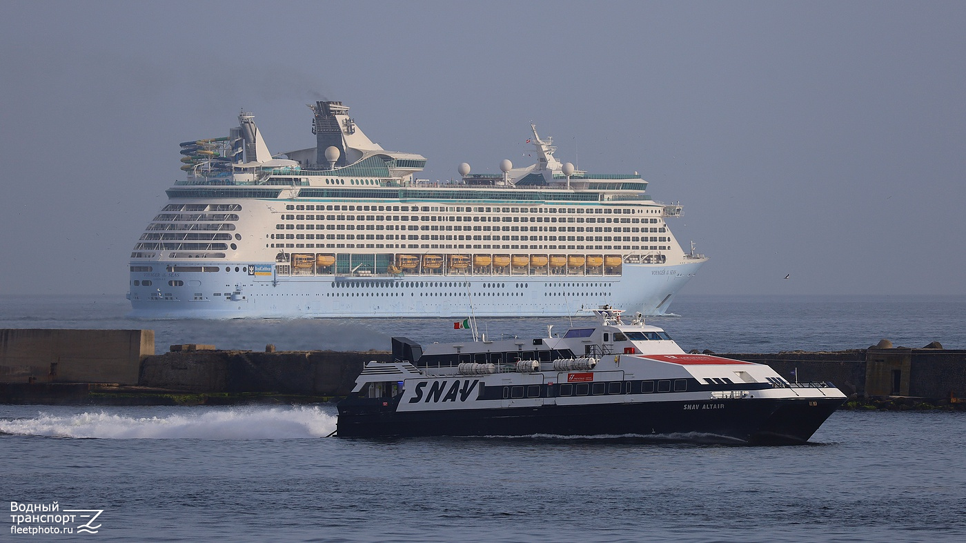 Voyager of the Seas, Snav Altair