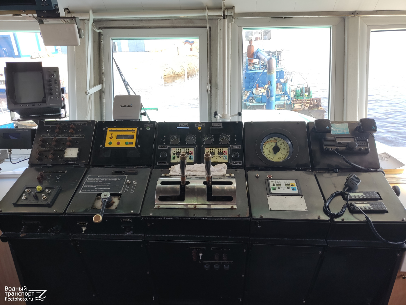 Заполярье. Wheelhouses, Control panels