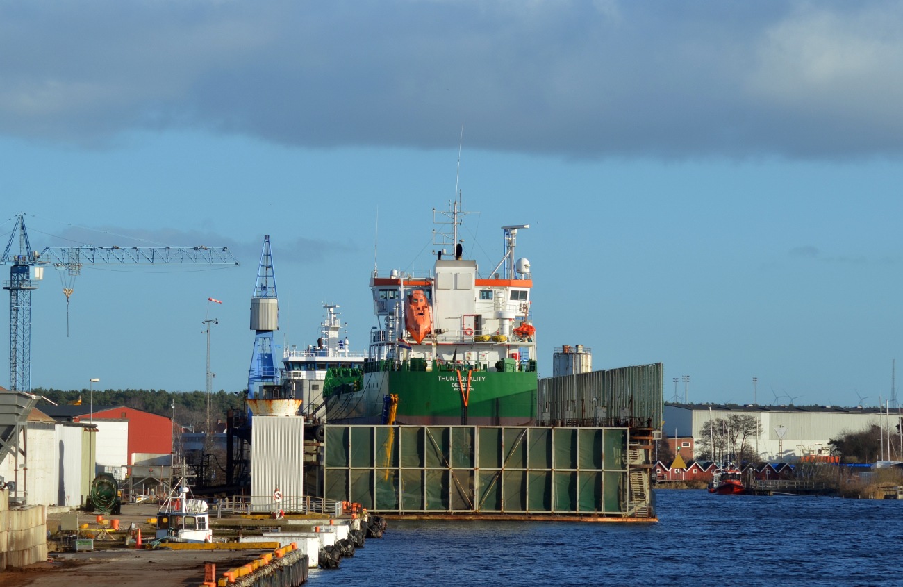 Thun Equality, Floating Dock Two