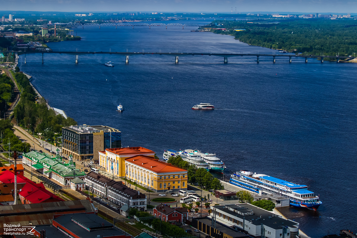 Юрий Никулин, Михаил Кутузов, Огни большого города. Пермь