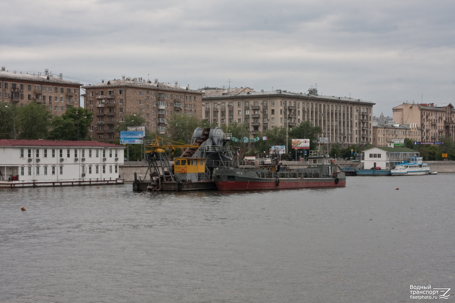 Московский-113, ШС-8, ДЖ-680, Октябрь