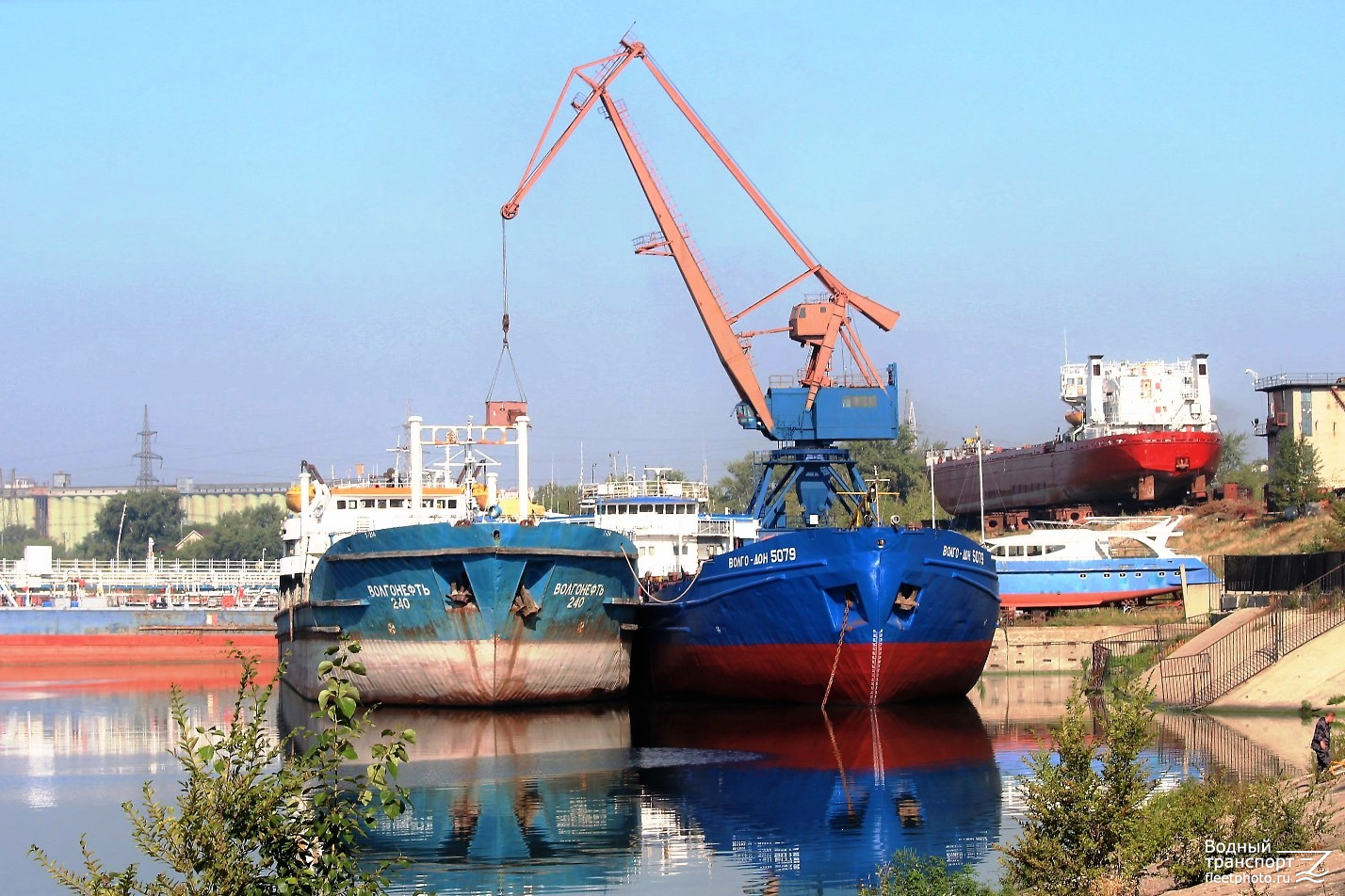 Волгонефть-240, Волго-Дон 5079. Тольятти, Неопознанные суда