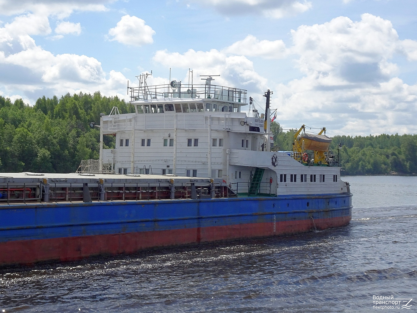 Волго-Дон 5060. Vessel superstructures