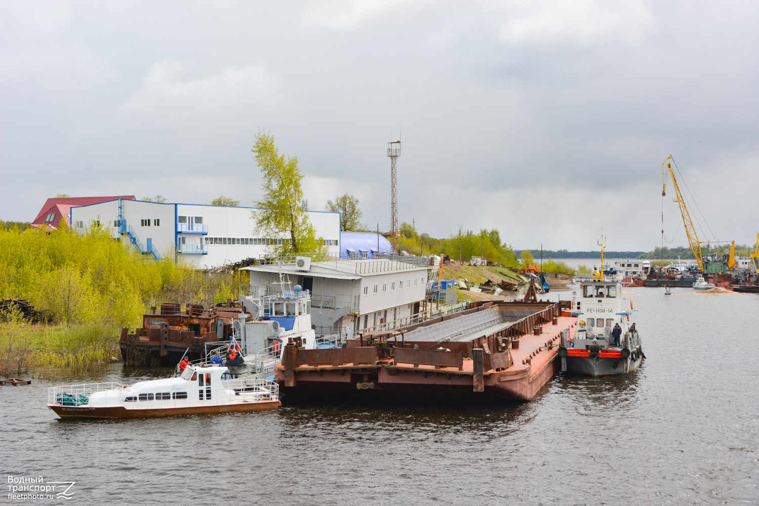 Мария, Баржа №1395, Речной-14