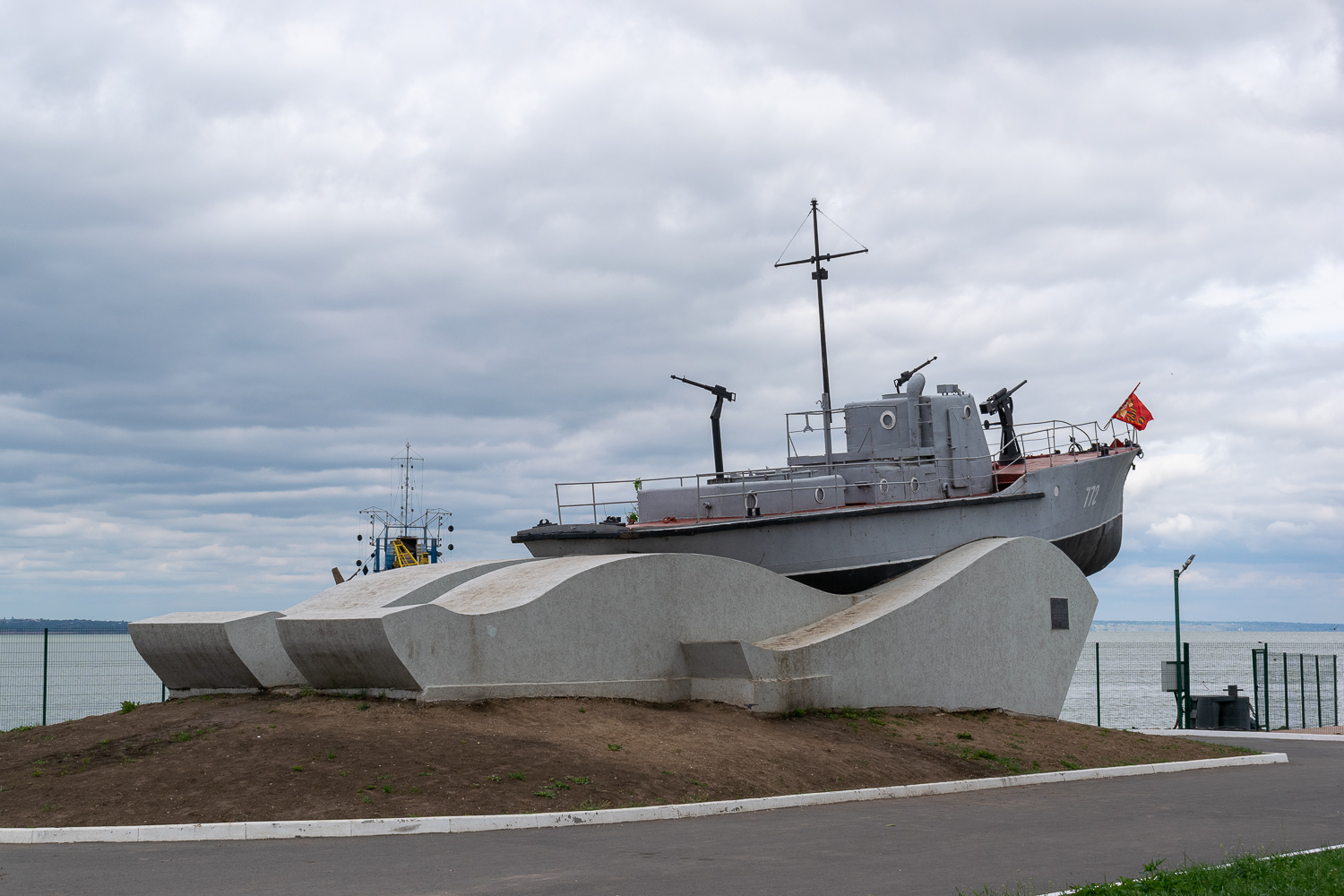 КЭМТЩ-772