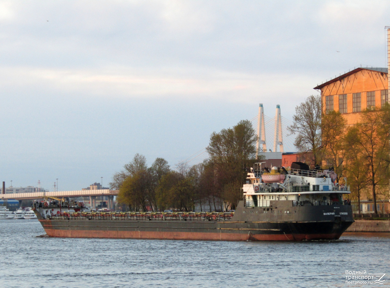 Валерий Елисеев
