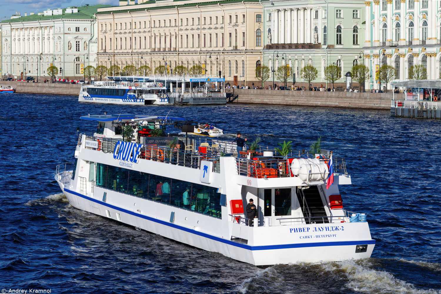 Ривер Лаундж-2