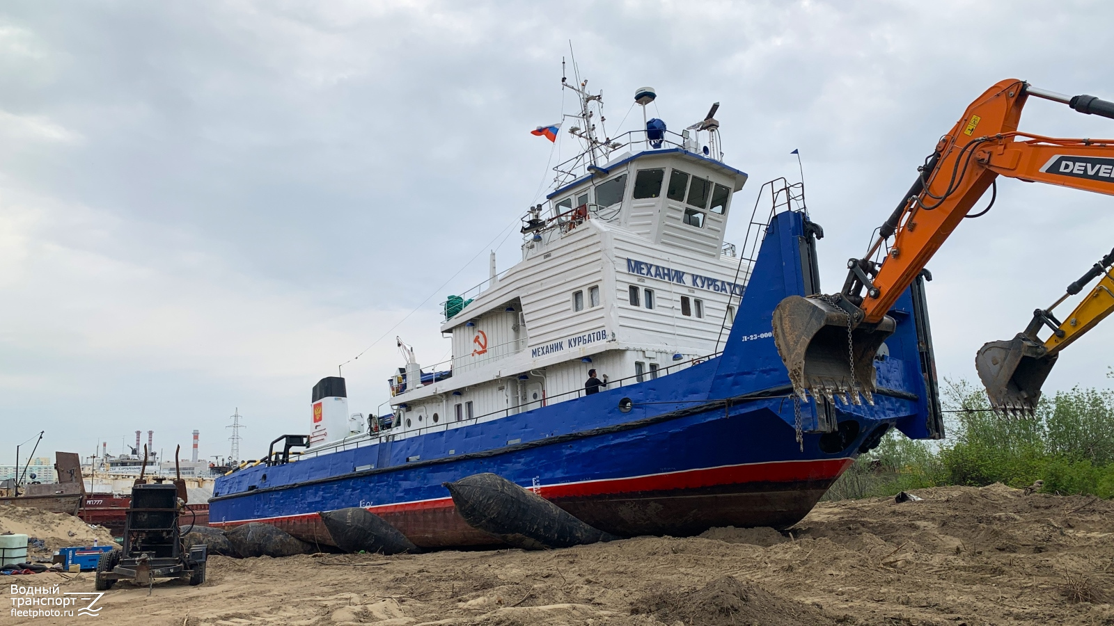 Механик Курбатов
