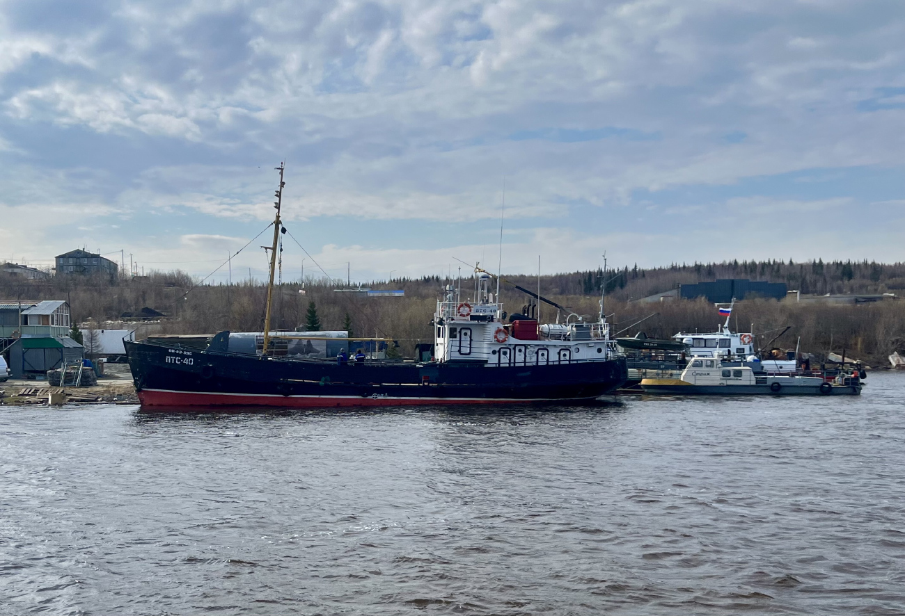 ПТС-40, Стриж, Град