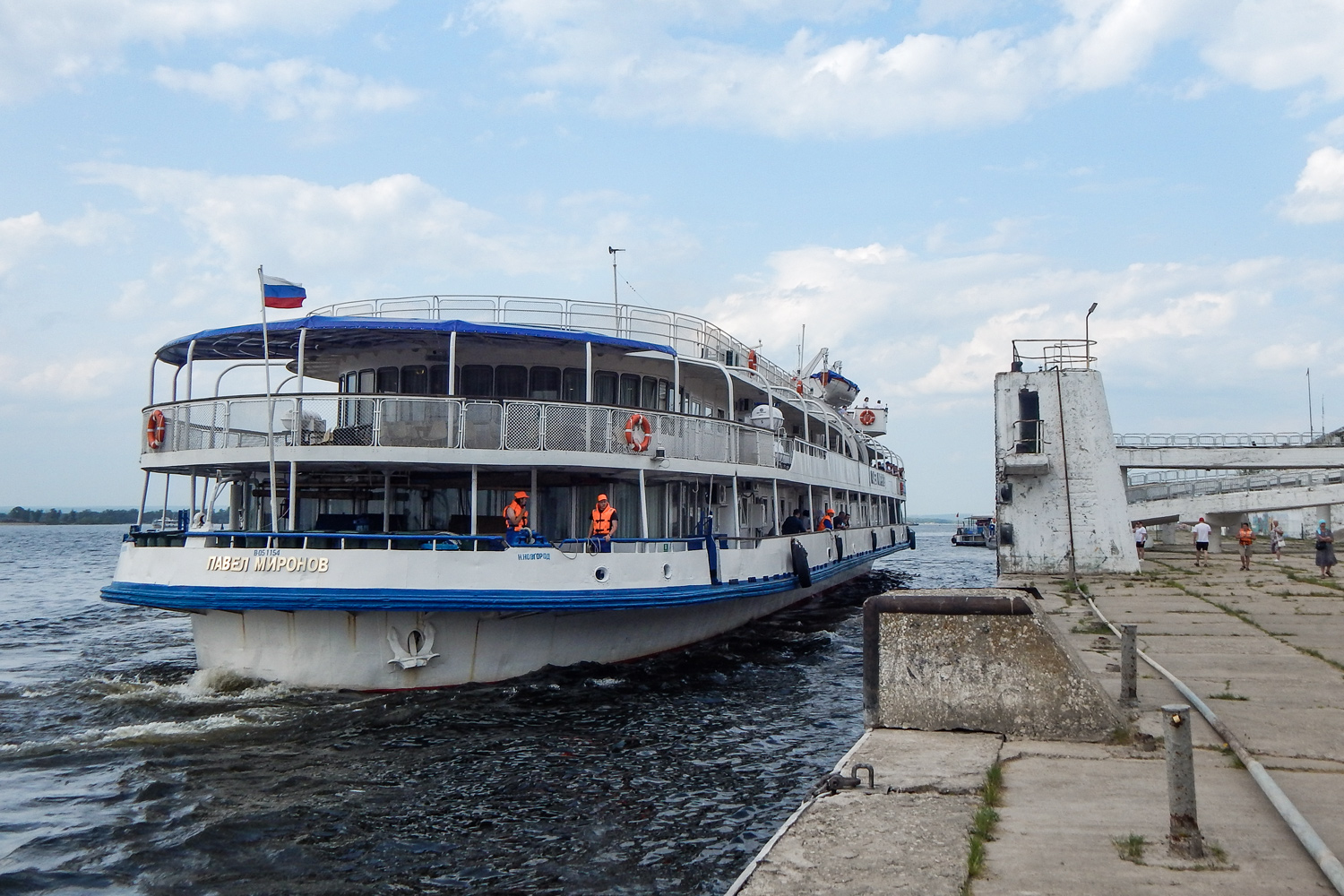 Павел Миронов