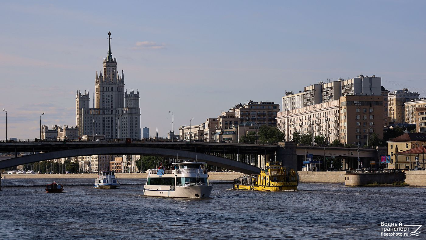 Столица-2, Москва-46, Ривер Лаундж, ОС-9