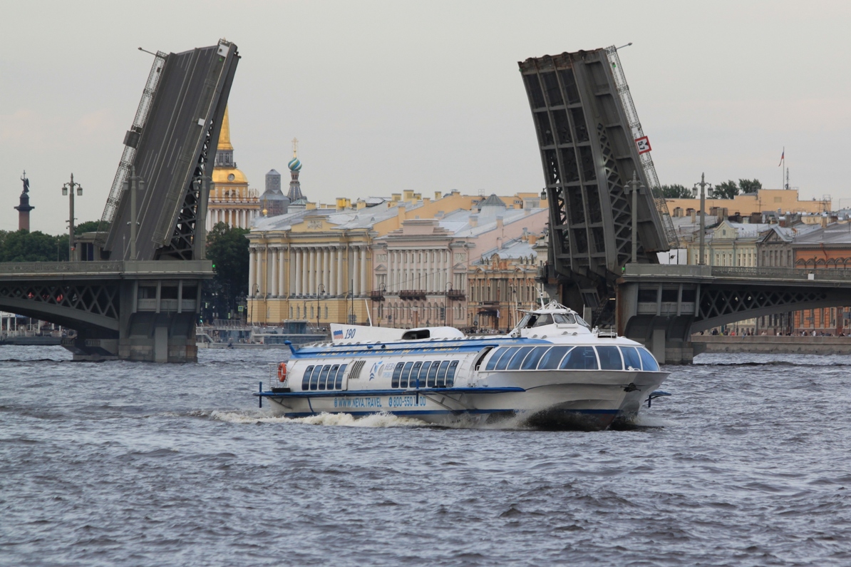Метеор-190. Санкт-Петербург, Река Нева