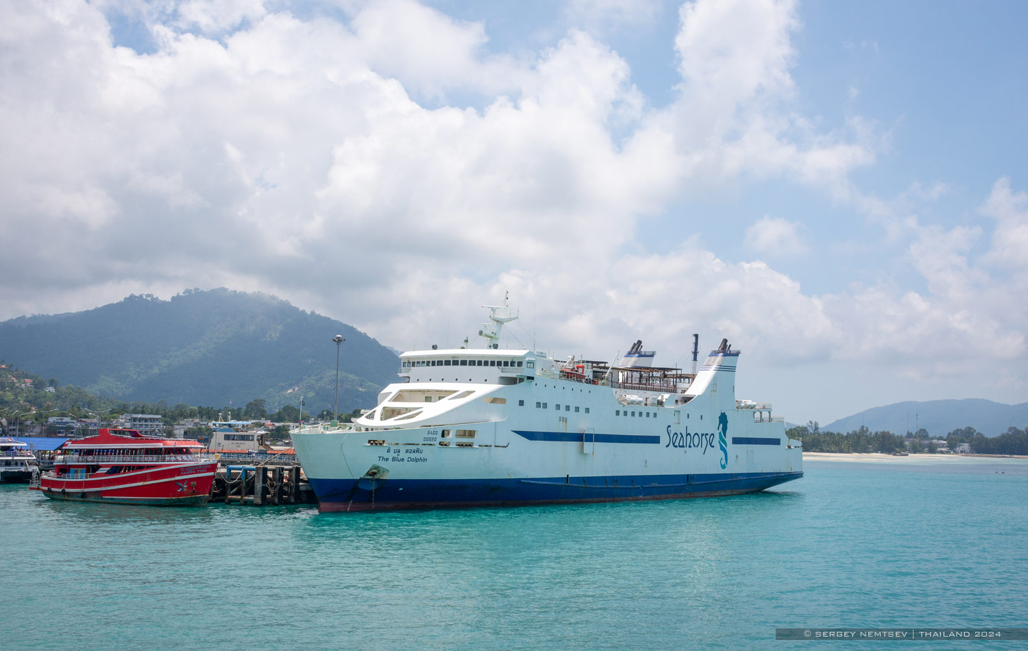 Samuth Tour, The Blue Dolphin