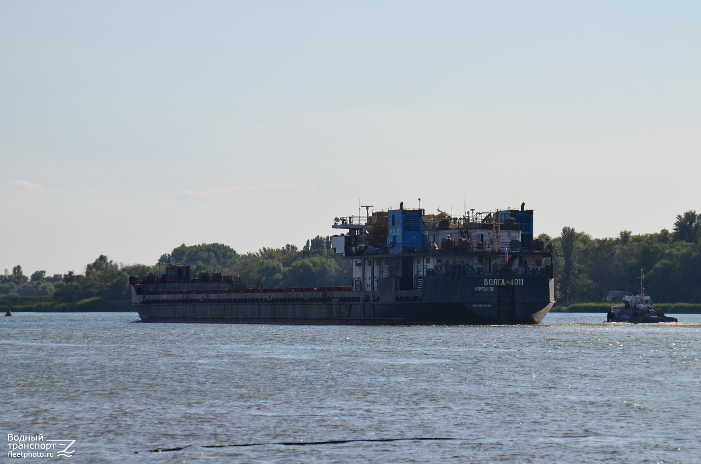 Волга-4011