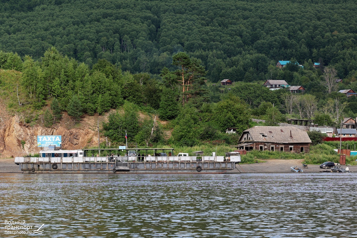 Дебаркадер Р-82