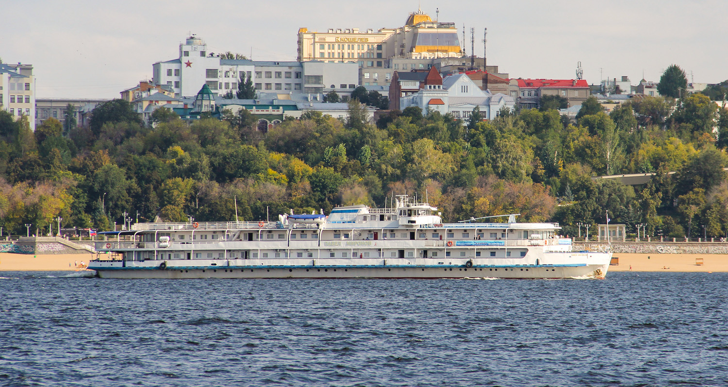 Павел Миронов