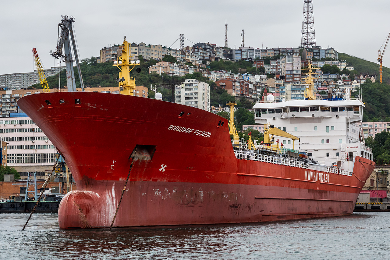 Владимир Русанов