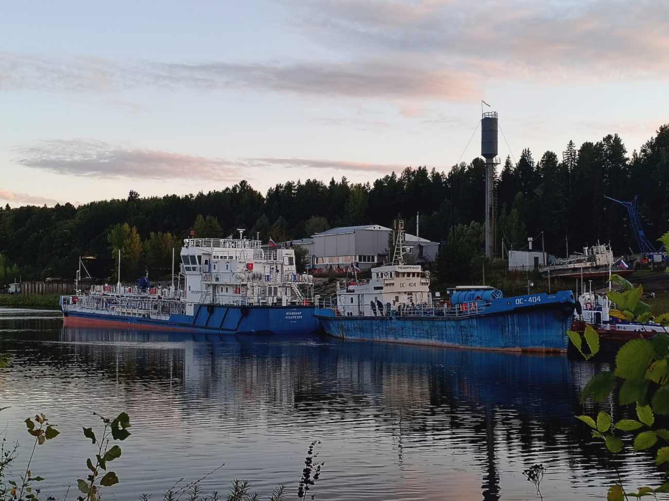 Владимир Недорезов, ОС-404