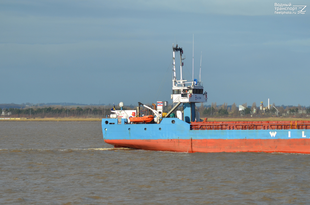Wilson Ruhr. Vessel superstructures