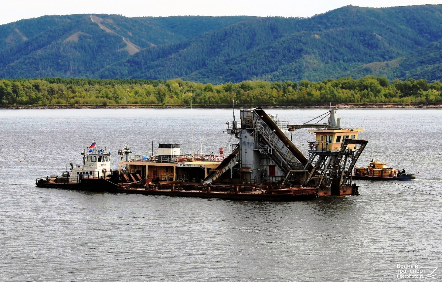 Щегол, Шаланда-16, Волжский-212, Мотозавозня-28