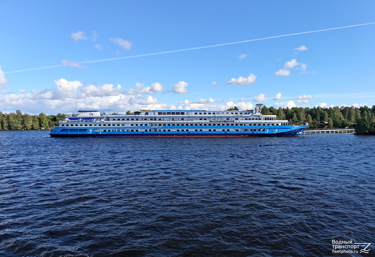 Лебединое Озеро