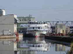 Александр Грин (Тип Сергей Есенин, проект PV08, Санкт-Петербург); Водные пути — Северо-Западный речной бассейн — Река Волхов