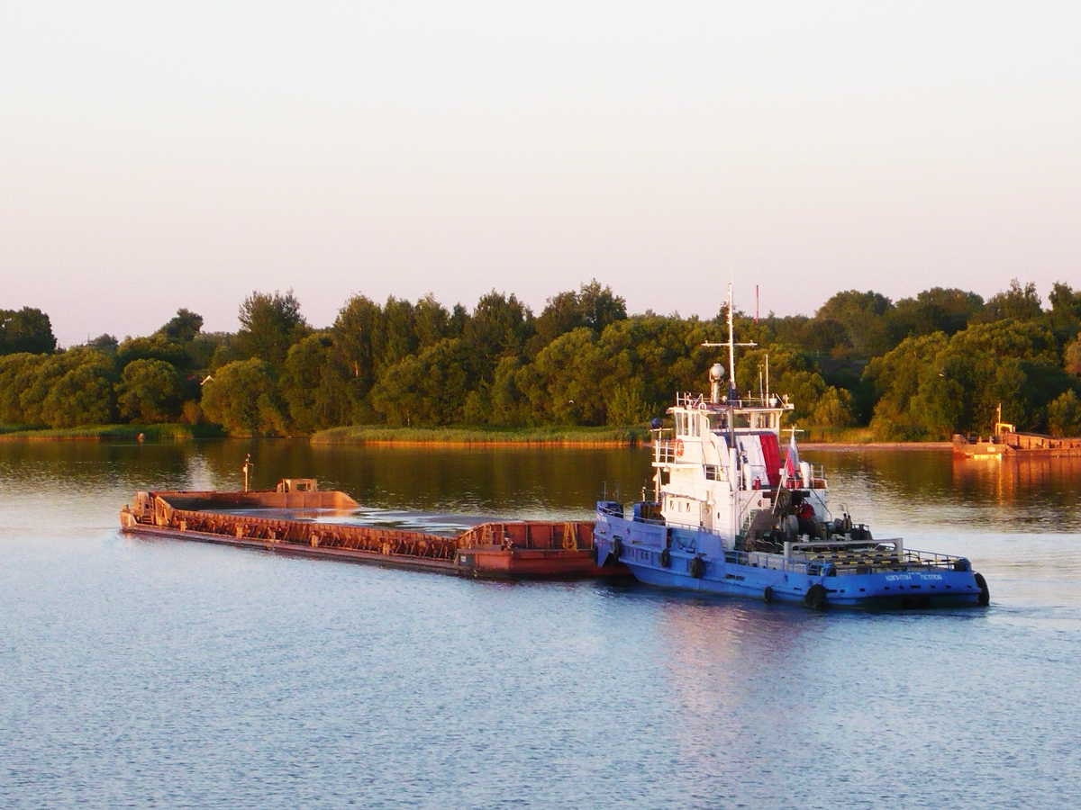 7209, Капитан Петров