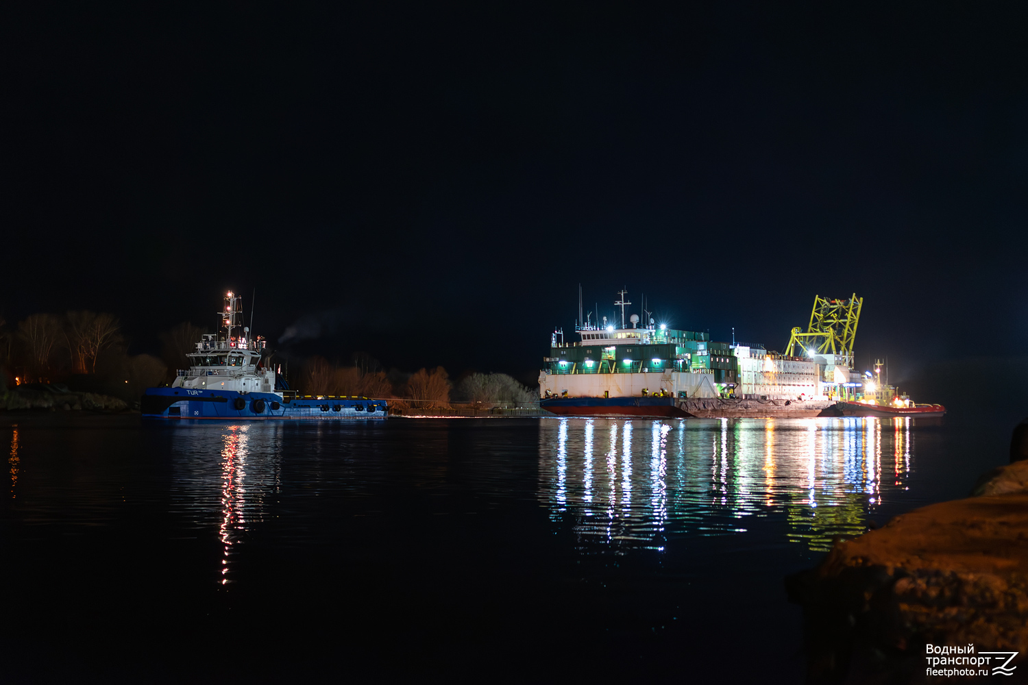 Тур, Капитан Булганин, Моржовец