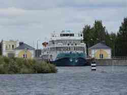 Юрий Никулин (Проект 588 (ГДР), тип В.Чкалов/Родина, Пермь); Водные пути — Беломорско-Онежский речной бассейн — Беломорско-Балтийский канал