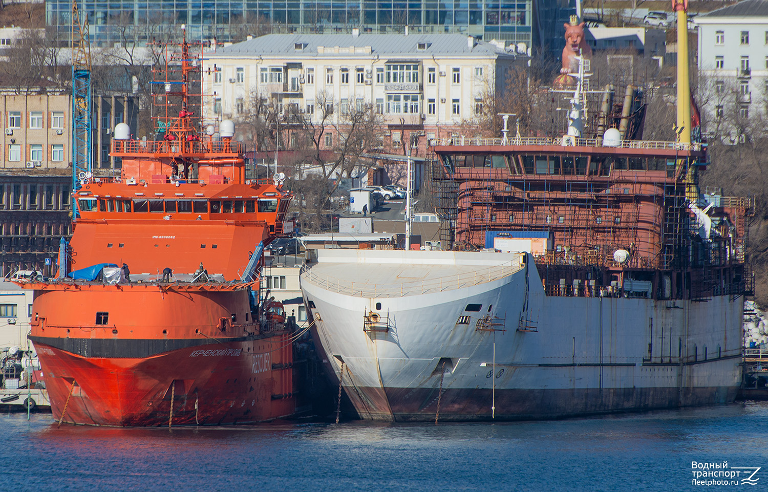 Керченский пролив, Василий Ощепков