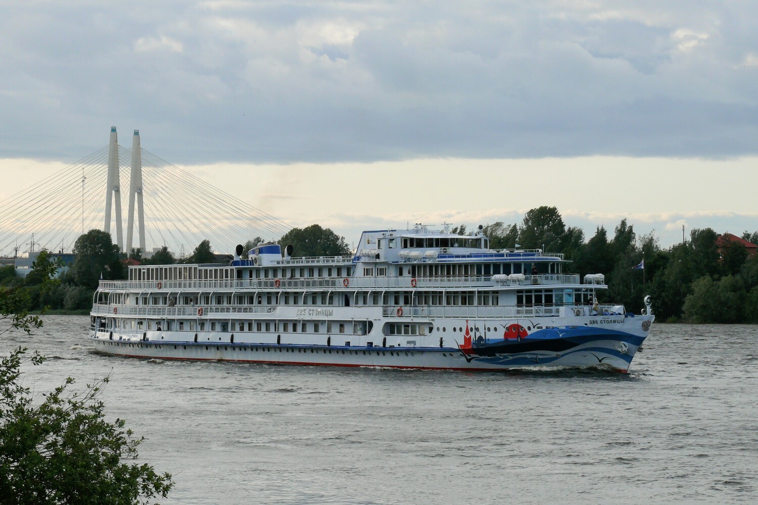 Две столицы