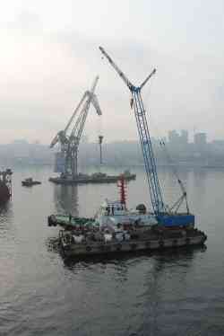 Ленинградец (Тип Сатурн / Антон Мазин, проект 498 (А, С, М), тип Сатурн (ленинградская постройка), Владивосток); Агат (Буксиры, толкачи, буксиры-толкачи, Владивосток); Мыс Неприступный (Буксиры, толкачи, буксиры-толкачи, Севастополь); УПК-150 (Проект Блейхерт (150т), Владивосток); Разное — Неопознанные суда — Россия — Дальневосточный бассейн