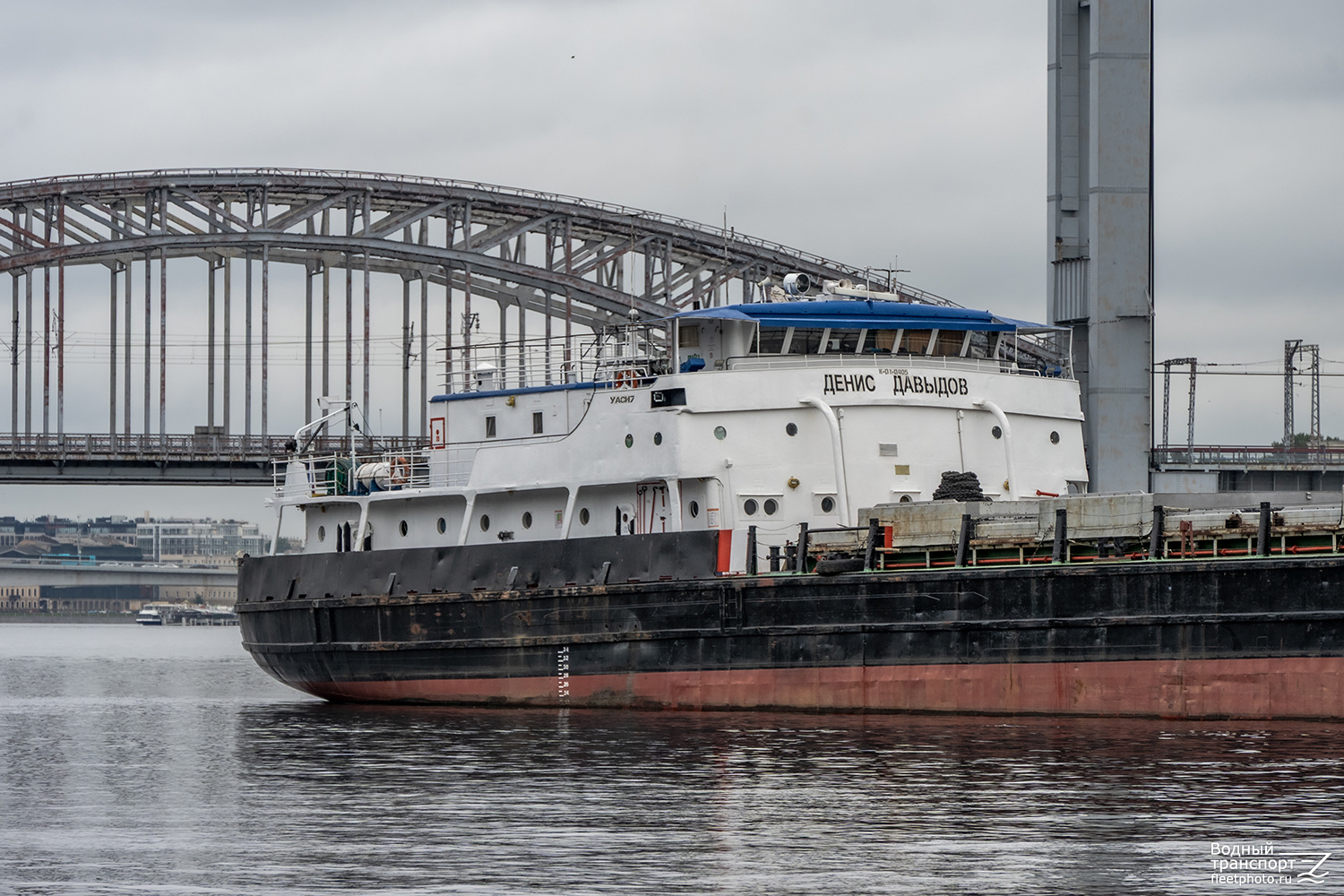 Денис Давыдов. Vessel superstructures