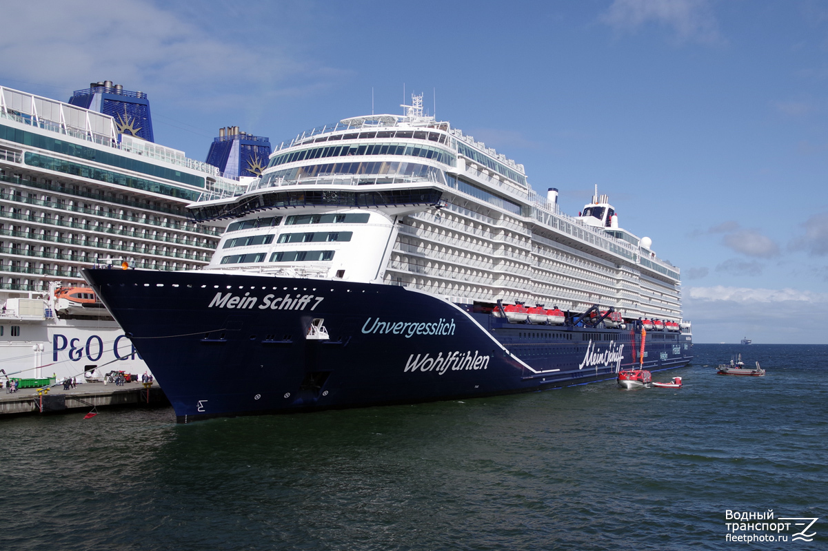 Mein Schiff 7. Шлюпки и катера