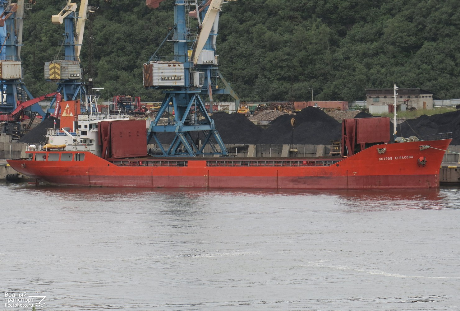 Остров Атласова