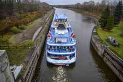 (Водолазный бот шлюза 10-У) (Водолазные суда, Углич); Княжна Анастасия (Тип Дмитрий Фурманов, проект 302, Москва)