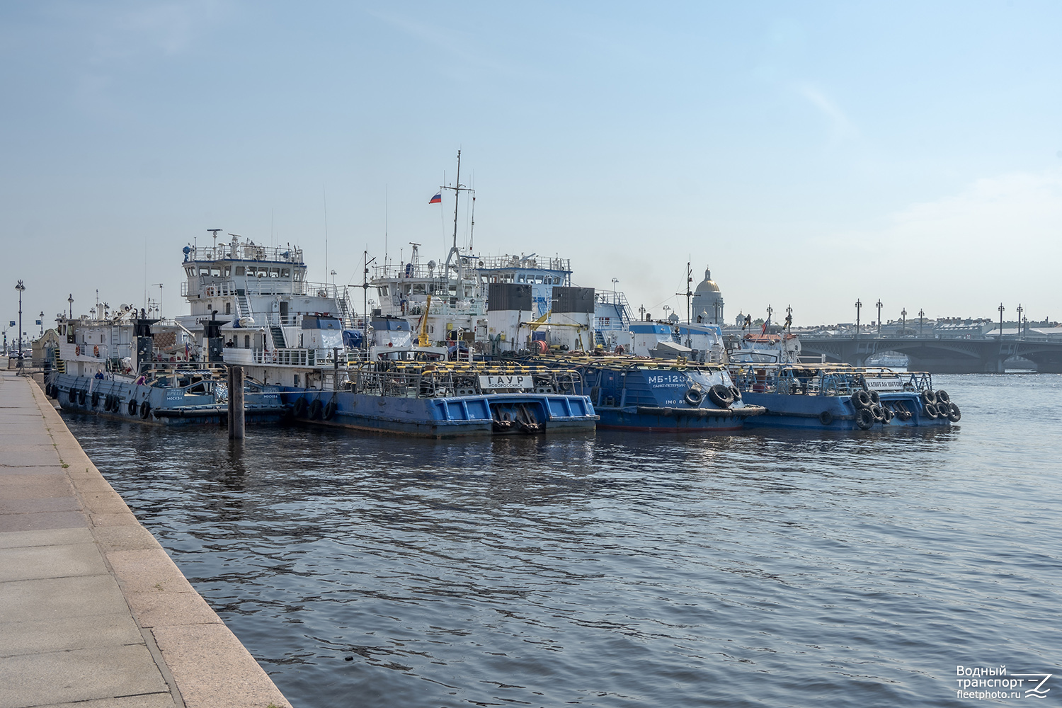 Юрмала, Гаур, МБ-1204, Капитан Шитов