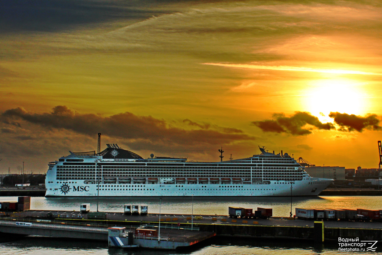 MSC Magnifica