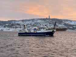 Kalliopi S (Проект SPP 35C, тип Handy Wind, Монровия); Мелькарт-4 (Траулеры, Мурманск)