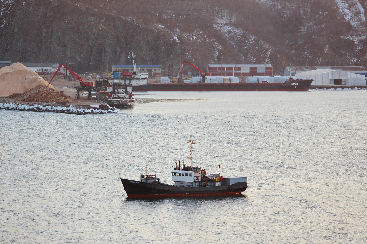 Отличительный, Кенон, Валда