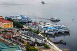 Сергей Дягилев (Тип Дмитрий Фурманов, проект 302, Ростов-на-Дону); Семён Будённый (Проект 92-016, тип Валериан Куйбышев, Нижний Новгород); Александр Фадеев (Проект 588 (ГДР), тип В.Чкалов/Родина, Пермь); Виссарион Белинский (Проект 301, тип Владимир Ильич, Нижний Новгород); Москва-210 (Тип Москва, проект Р-51Э, Пермь); Юрий Никулин (Проект 588 (ГДР), тип В.Чкалов/Родина, Пермь); Экоходъ-2 (Проект РЕГК.122, Санкт-Петербург); Н.В. Гоголь (Проект 588 (ГДР), тип В.Чкалов/Родина, Пермь); Михаил Кутузов (Проект 588 (ГДР), тип В.Чкалов/Родина, Пермь); МП-1 (Понтоны и плавучие причалы, (Россия)); Александр Невский (Проект 588 (ГДР), тип В.Чкалов/Родина, Волжский)