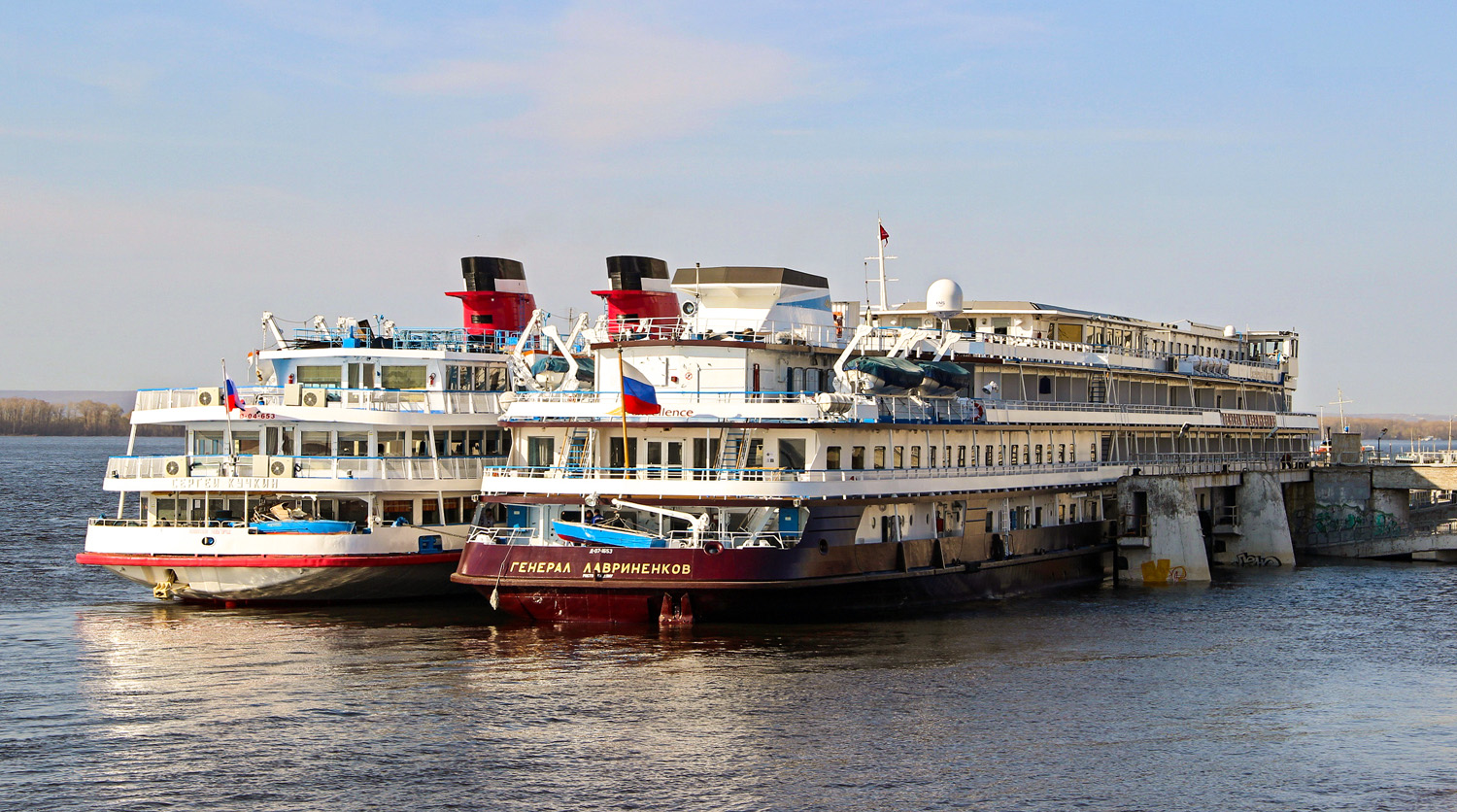 Генерал Лавриненков