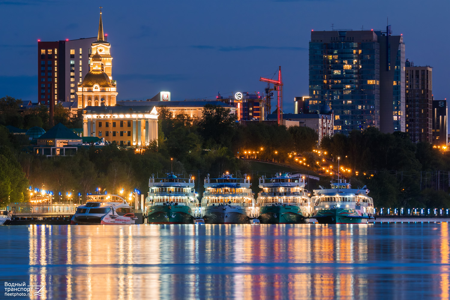 Экоходъ-2, Михаил Кутузов, Н.В. Гоголь, Юрий Никулин, Борис Полевой