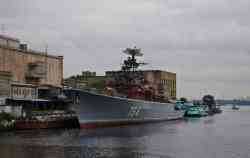 СКР Дружный (Проект 1135, шифр «Буревестник», Москва); Сапфир (Тип Москва, проект Р-51Э, Москва)