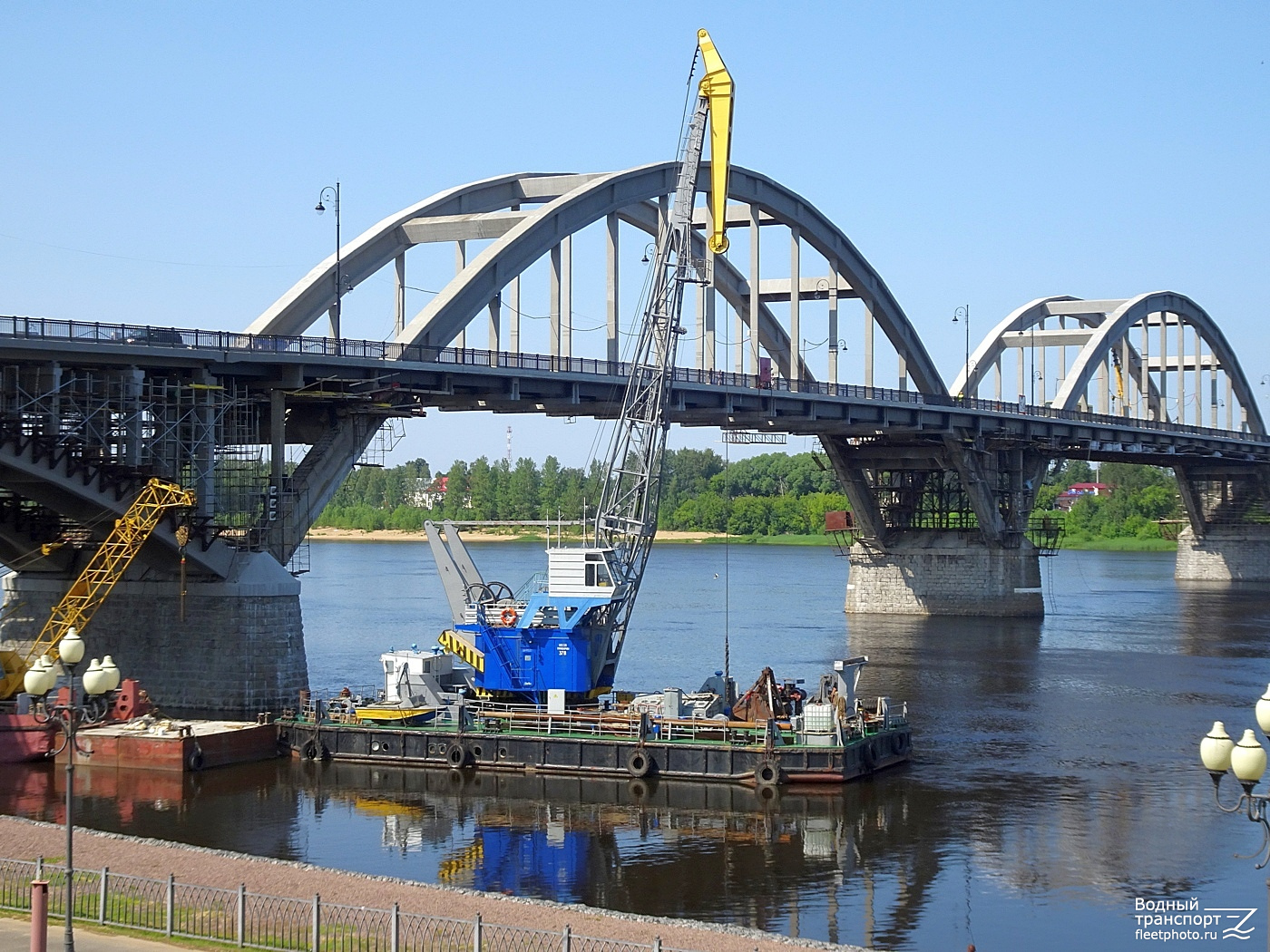 Плавкран 378