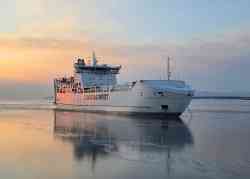 Александр Деев (Проект CNF11CPD, Холмск)