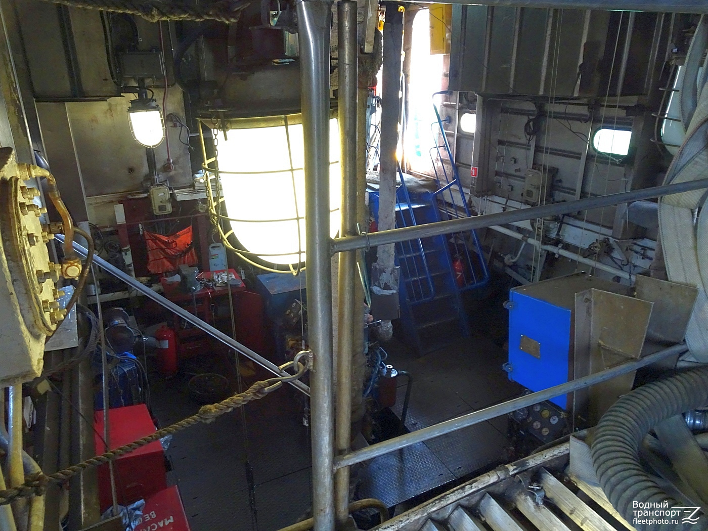 Московский-7. Engine Rooms